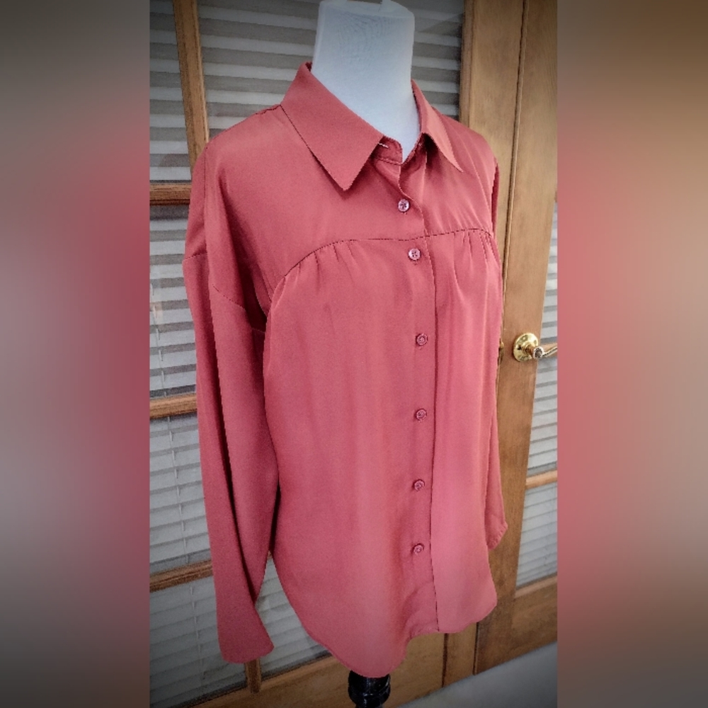 Nwot Bcbgeneration Collared Button Up Blouse, Sal… - image 1